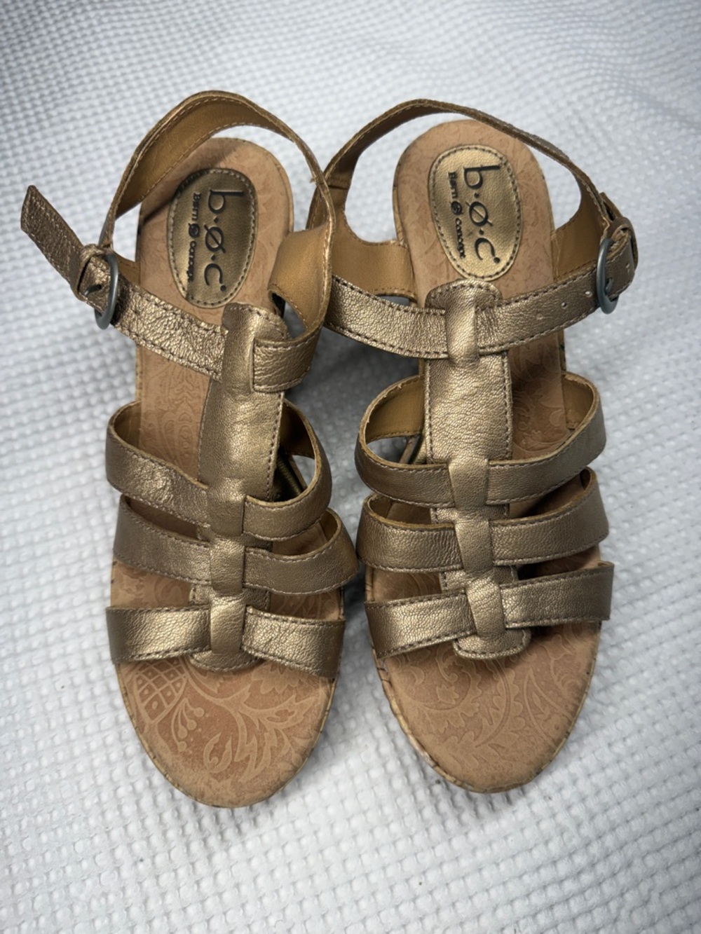 b.o.c. Metallic Gold Strappy Wedge Sandals - Size 9